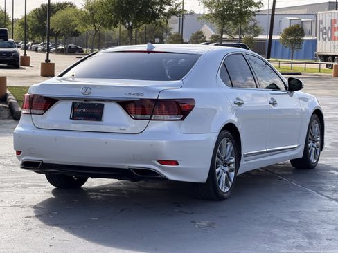 Used 2016 Lexus LS 460 AWD w/ Comfort Package image 10