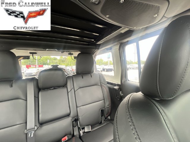 Used 2026 Jeep Wrangler Unlimited Rubicon AWD/4WD image 14