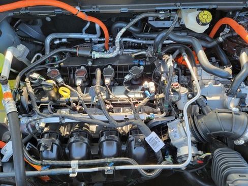 New 2025 Ford Maverick XLT w/ Equipment Group 301A AWD/4WD image 36