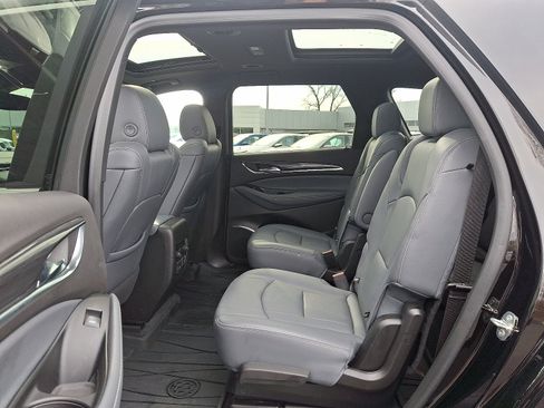 Used 2023 Buick Enclave Essence w/ Experience Buick Package AWD/4WD image 10