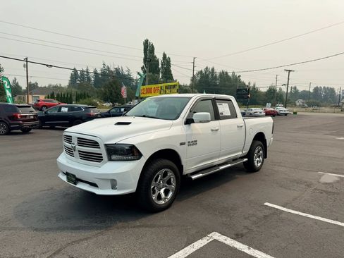 Used 2015 RAM 1500 Sport w/ Sport Premium Group AWD/4WD image 3