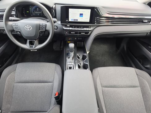 Used 2026 Toyota Camry LE FWD image 11