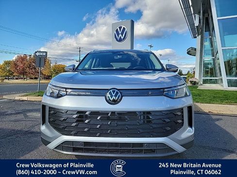 New 2026 Volkswagen Tiguan SE image 4