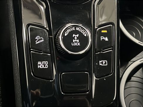 Used 2023 Kia Sportage EX AWD/4WD image 31