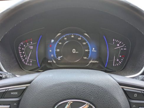 Used 2020 Hyundai Santa Fe Limited AWD/4WD image 3