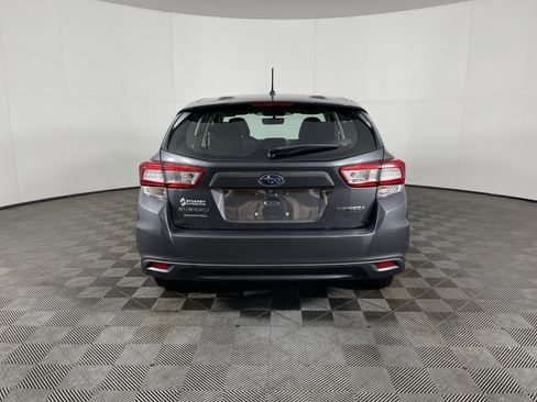 Used 2019 Subaru Impreza 2.0i image 4
