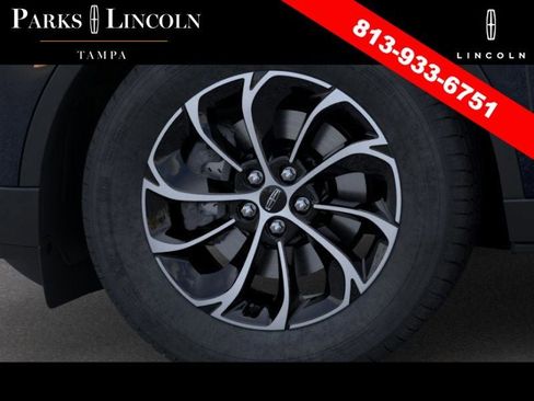 New 2026 Lincoln Nautilus Premier image 19