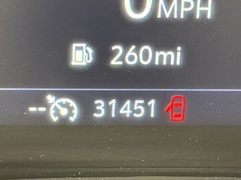 Used 2022 Buick Envision Preferred FWD image 5