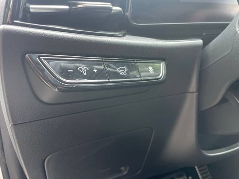 Certified 2023 Kia Niro Wave w/ Wave Preserve Package FWD image 10