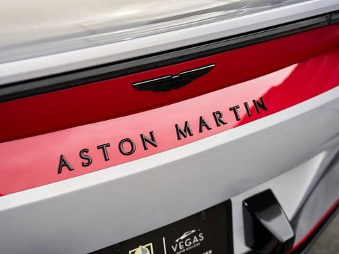 Used 2023 Aston Martin V12 Vantage image 16
