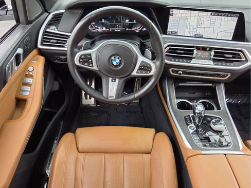 Used 2021 BMW X7 M50i AWD/4WD image 11