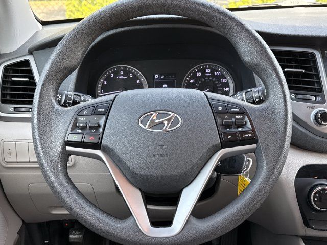 Used 2017 Hyundai Tucson SE w/ SE Popular Package 02 FWD image 9
