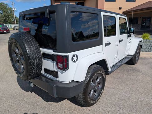 Used 2017 Jeep Wrangler Unlimited Sport image 9