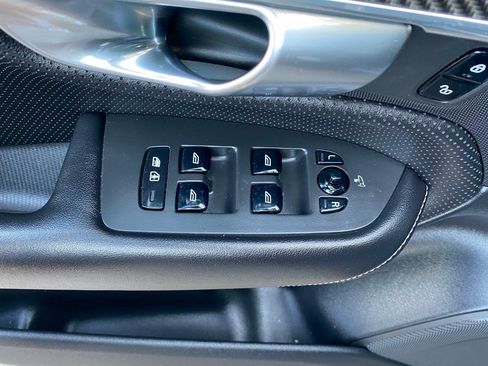 Used 2019 Volvo XC90 T5 R-Design w/ Protection Package Premier FWD image 19