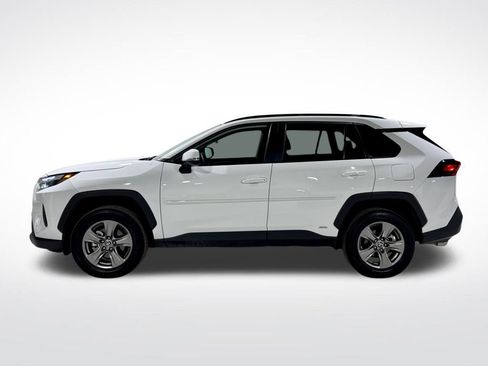 Used 2024 Toyota RAV4 LE image 6