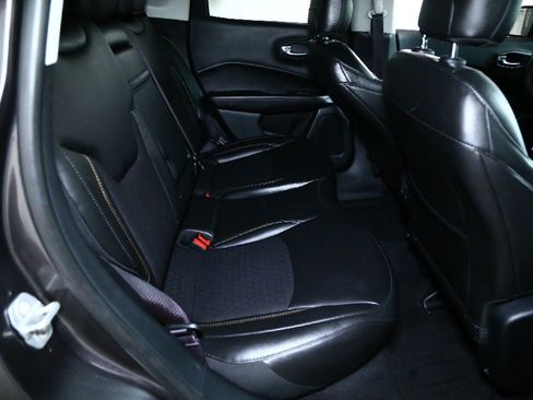 Used 2019 Jeep Compass Latitude w/ Popular Equipment Group image 32