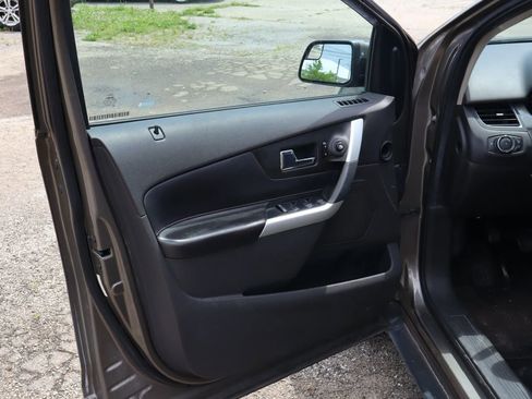 Used 2013 Ford Edge SEL image 9