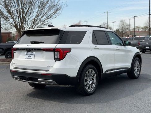 Certified 2025 Ford Explorer Active w/ Active Comfort Package image 6