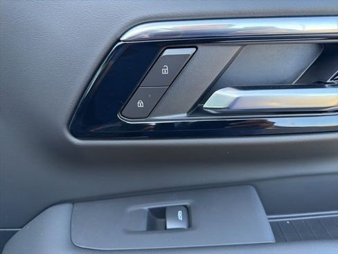 New 2026 Chevrolet Tahoe RST AWD/4WD image 16