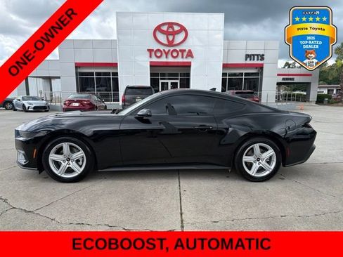 Used 2026 Ford Mustang Coupe RWD image 8