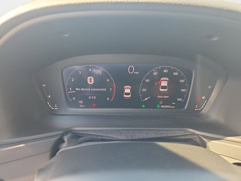 Used 2023 Honda Accord EX image 11