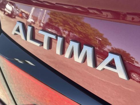 New 2025 Nissan Altima 2.5 SV w/ SV Special Edition Package image 9