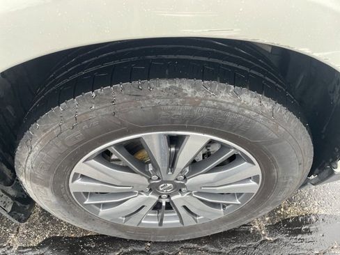 Used 2020 Nissan Pathfinder SL image 18