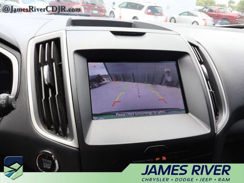 Used 2020 Ford Edge SEL w/ Cold Weather Package FWD image 33