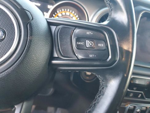 Used 2021 Jeep Wrangler Unlimited Sport w/ Sun And Sound Package AWD/4WD image 27
