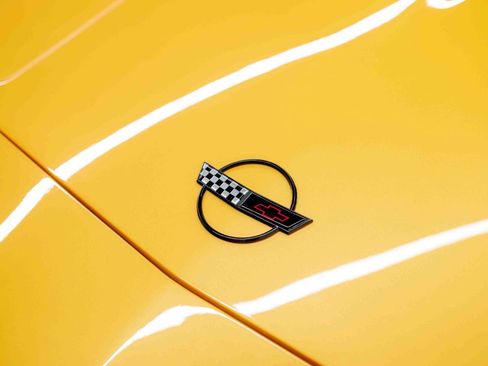 Used 1991 Chevrolet Corvette ZR-1 image 24