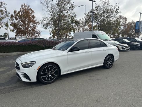 Used 2022 Mercedes-Benz E 350 Sedan image 5