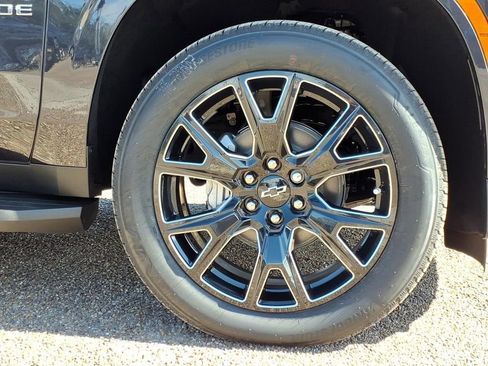 New 2026 Chevrolet Tahoe Premier AWD/4WD image 11