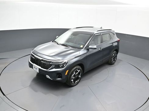 Used 2025 Kia Seltos S AWD/4WD image 33