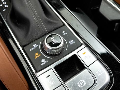 Certified 2024 Kia Telluride SX X-Line AWD/4WD image 10