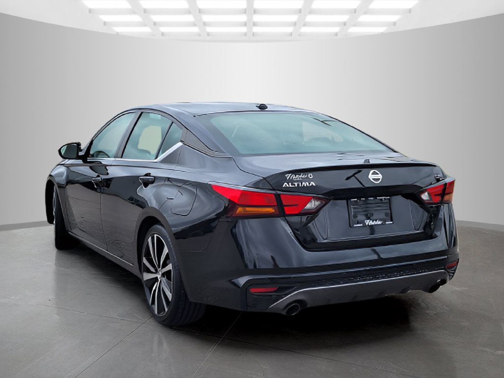 Used 2022 Nissan Altima 2.5 SR FWD image 3