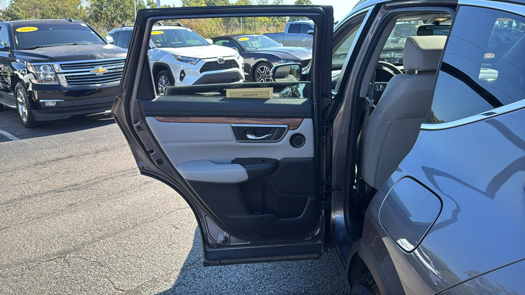 Used 2018 Honda CR-V Touring image 28