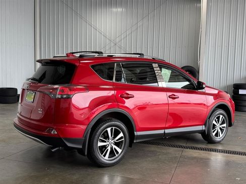 Used 2017 Toyota RAV4 XLE w/ Plus Special Value Package AWD/4WD image 3