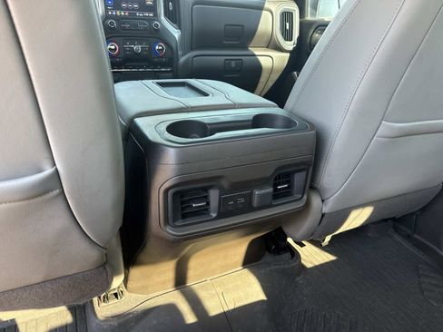 Used 2020 Chevrolet Silverado 1500 LT Trail Boss image 15