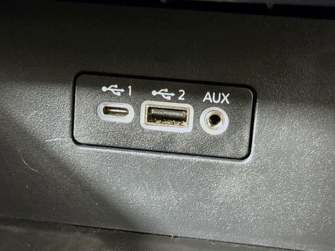 Used 2023 Nissan Altima 2.5 SR FWD image 15