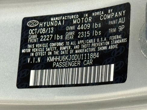 Used 2013 Hyundai Genesis 3.8 image 35