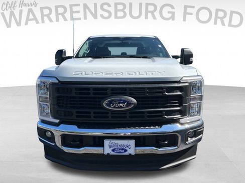 New 2026 Ford F250 XL w/ 360-Degree Camera Package image 2