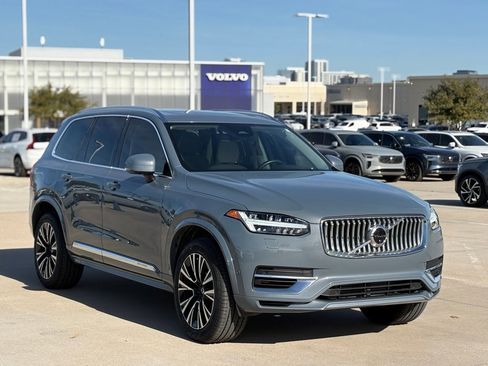 Certified 2023 Volvo XC90 T8 Plus image 4