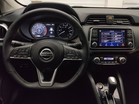 Used 2021 Nissan Versa SR w/ Convenience Package FWD image 22