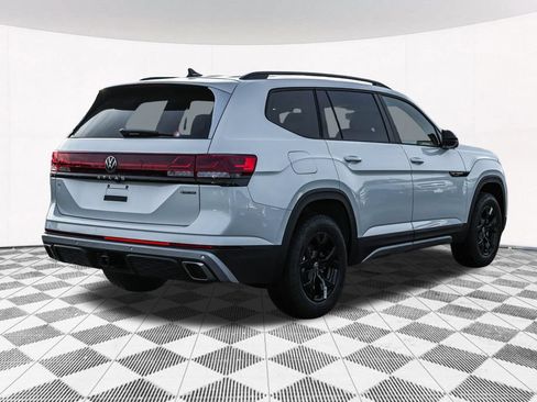 New 2026 Volkswagen Atlas Peak Edition AWD/4WD image 18