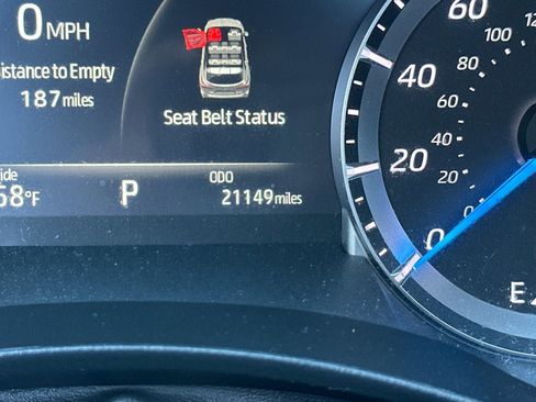 Used 2023 Toyota Highlander XLE image 30