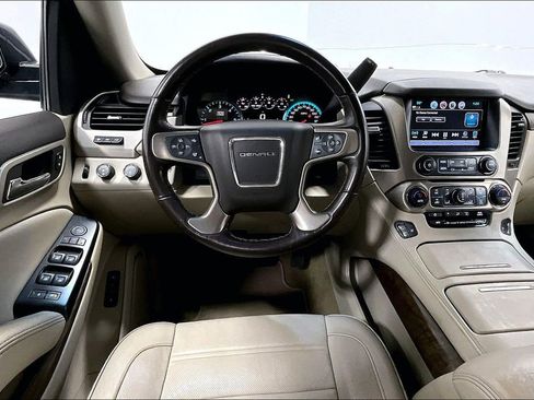 Used 2019 GMC Yukon Denali AWD/4WD image 7