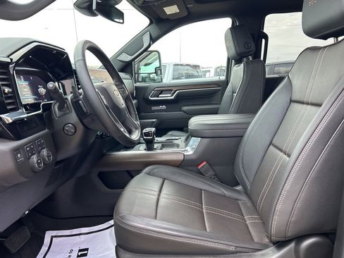 Used 2025 Chevrolet Silverado 1500 High Country w/ High Country Premium Package image 14