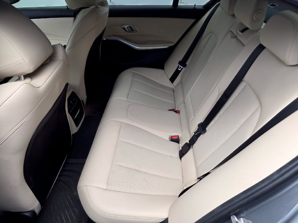 Certified 2024 BMW 330i Sedan w/ Convenience Package RWD image 14