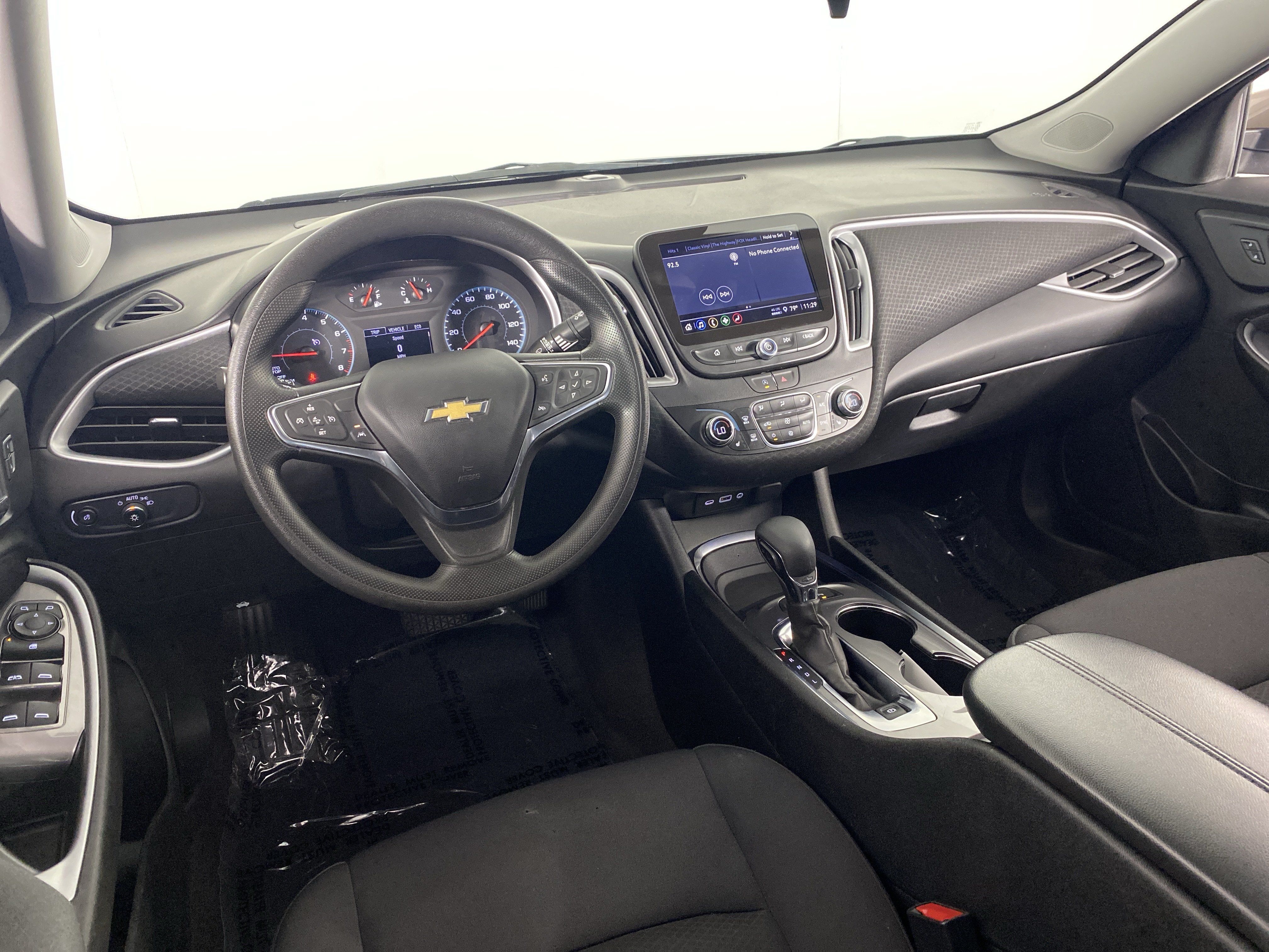 Used 2025 Chevrolet Malibu LT FWD image 18