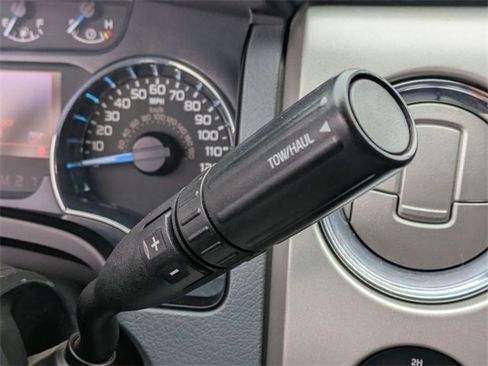 Used 2013 Ford F150 XLT w/ Mid Equipment Group image 18